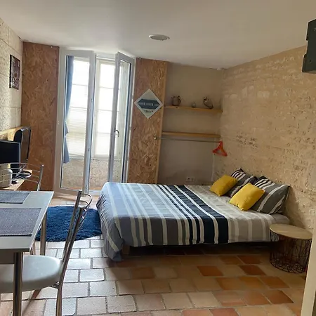 Les Portes Du Marais * Benet