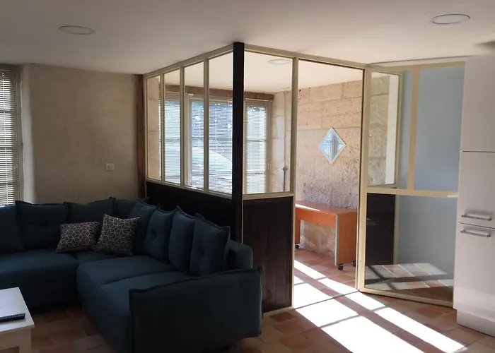 Les Portes Du Marais