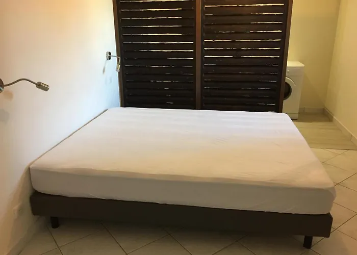 Les Portes Du Marais * Benet